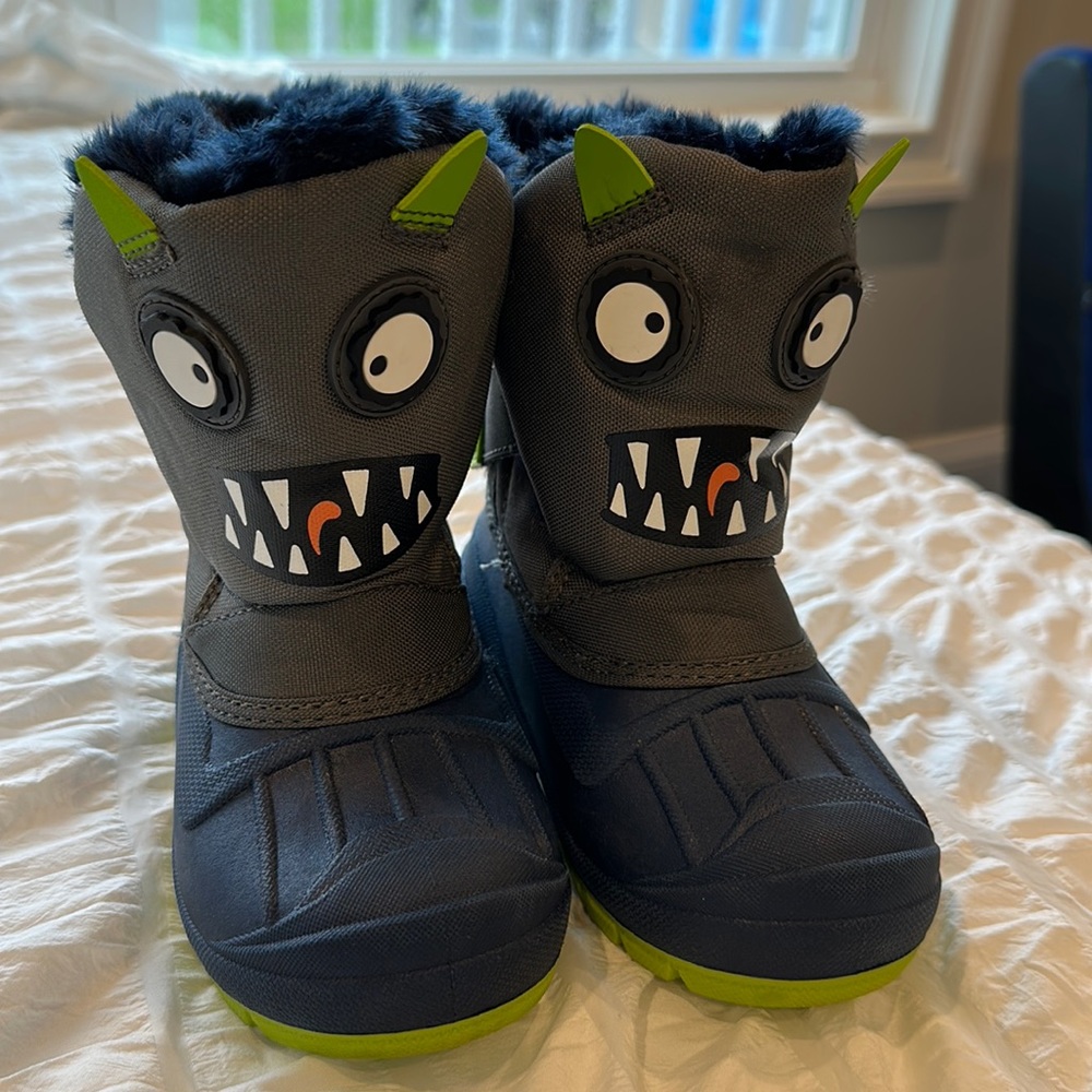 Cat & Jack Monster Snow boots